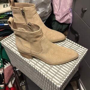 Dolce vita boots